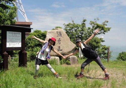 弥彦山　ミーラ美樹　登山