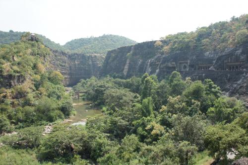 インド　アジャンターの石窟　遺跡　世界遺産