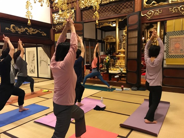 寺ヨガ　小千谷　慈眼寺