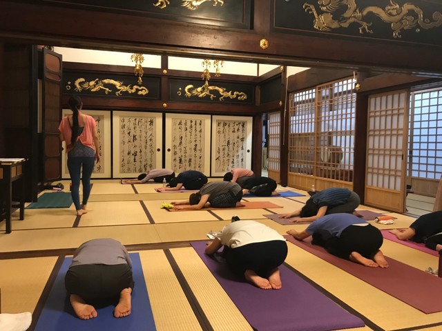 寺ヨガ　小千谷　慈眼寺