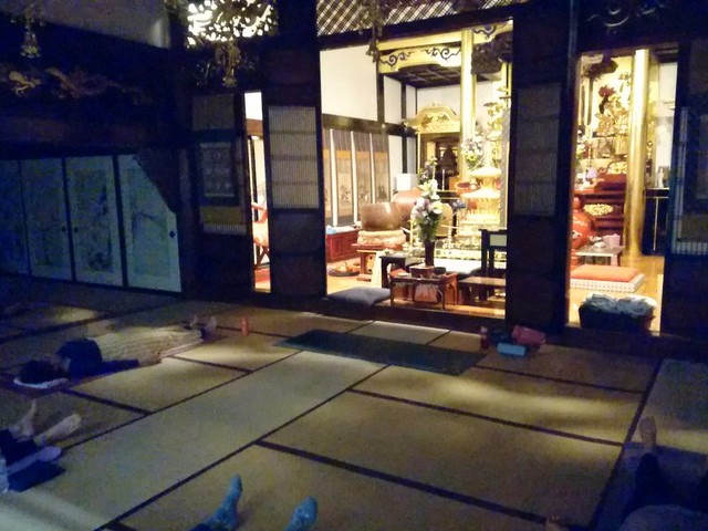 寺ヨガ　小千谷　慈眼寺